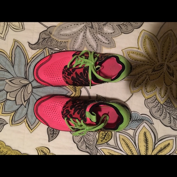 under armour cheetah print shoes
