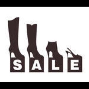 Closet shoe sale! All must go 👠👡👢
