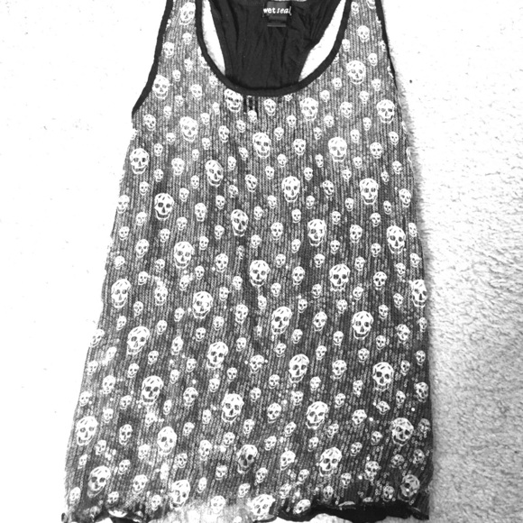Skull sequenced tank top