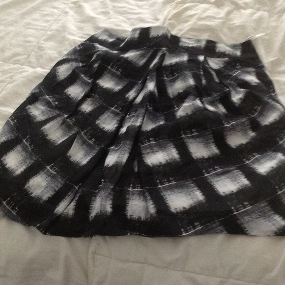 Black and White lined skirt