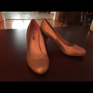 Steve Madden pumps