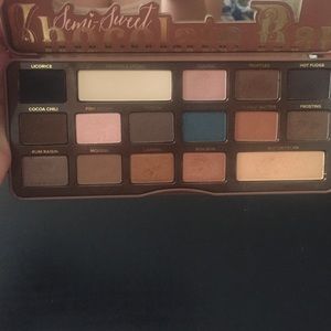 **hold**Too Faced Semi-Sweet chocolate bar pallet