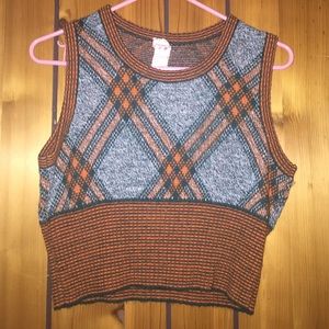Vintage crop sweater