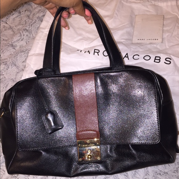 Marc Jacobs Handbags - Marc Jacobs duffel bag authentic