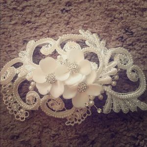 Galina Swirl and Pearl Coordinated Flower Clip