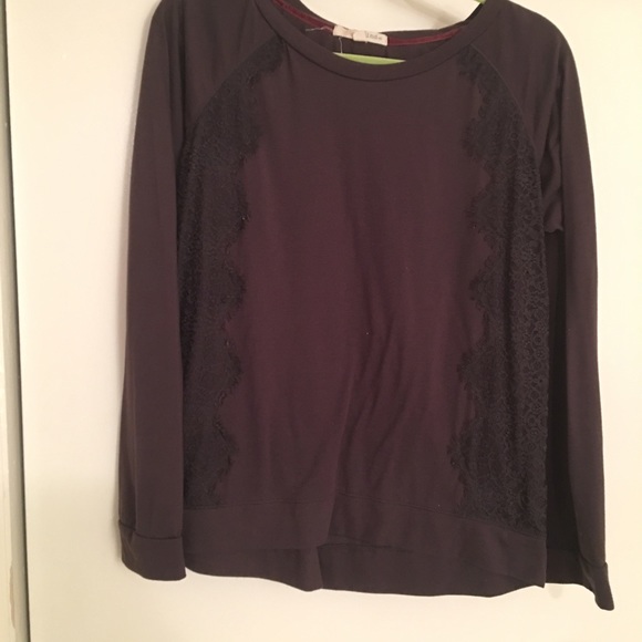 Grey lace sweatshirt