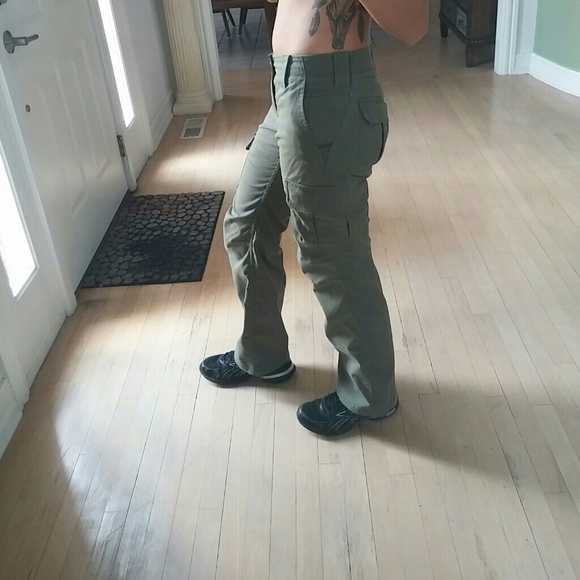 Under armour tactical pants