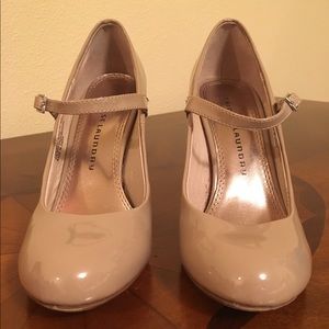 ✨Chinese Laundry Heels✨