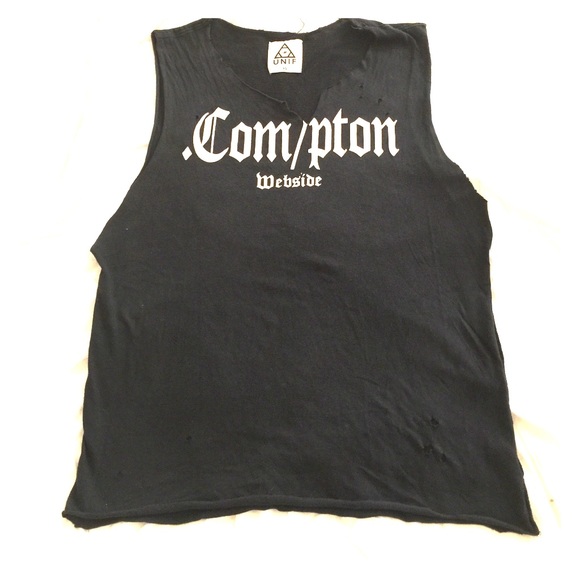 UNIF ".COM/PTON muscle tee XS
