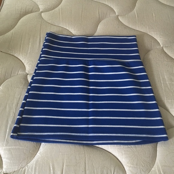 Striped mini skirt
