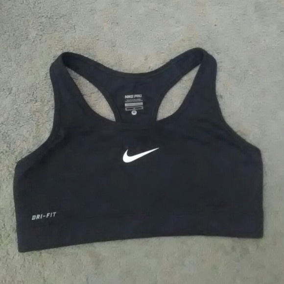 Size med Nike Sports bra