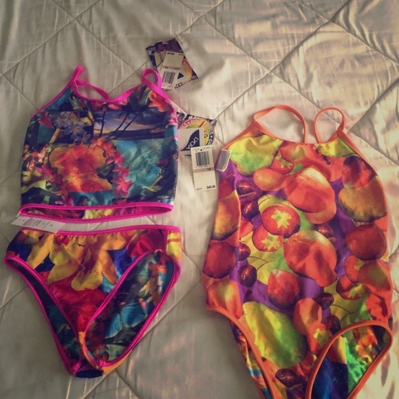 Speedo swim suite bundle