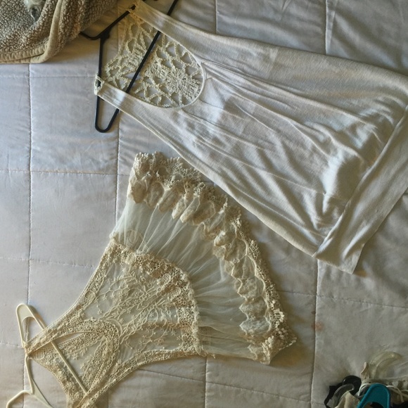 LACE TANKS!
