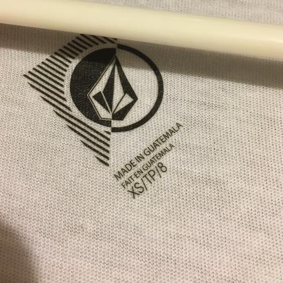 Volcom tee. - Picture 2 of 2