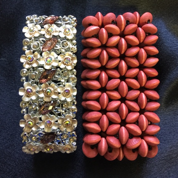 Stretchy bracelet bundle