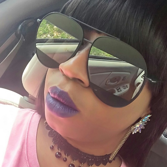 Black oversized aviator sunglasses - Picture 2 of 2