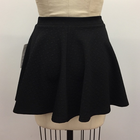 Flared Knit Mini Skirt - Picture 2 of 3