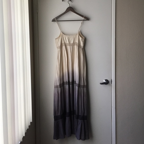 Ombré Maxi Dress - Picture 2 of 4