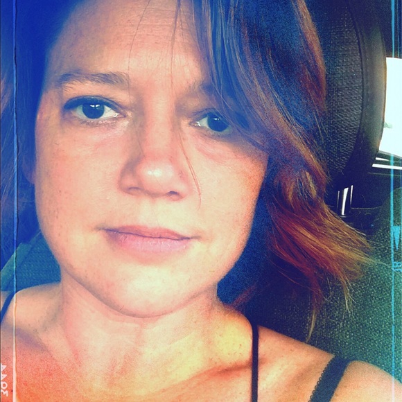 Meet your Posher, Eve