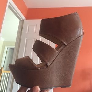 Tan wedges