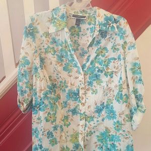 White and turquoise floral shirt, size 1x