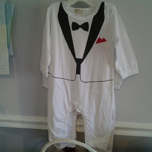 Tuxedo jumper