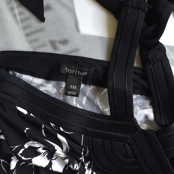 White House Black Market Tops - White House Black Market top; size XXS White House Black Market Tops - White House Black Market top; size XXS