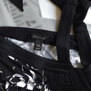 White House Black Market Tops - White House Black Market top; size XXS White House Black Market Tops - White House Black Market top; size XXS