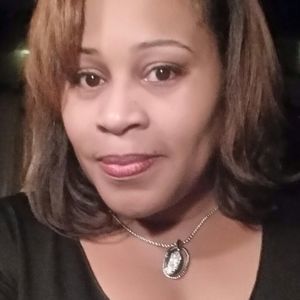 Meet your Posher, Nickole