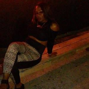 Meet your Posher, Armani