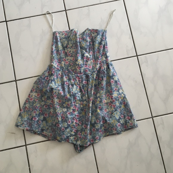 Silence & needles floral romper