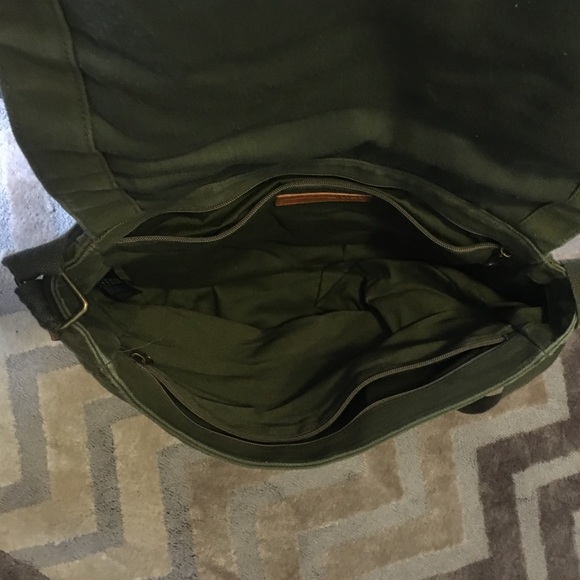 Green Messenger - Picture 2 of 2