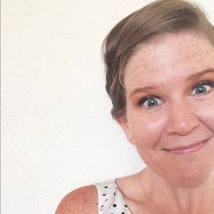 Meet your Posher, Anna jo