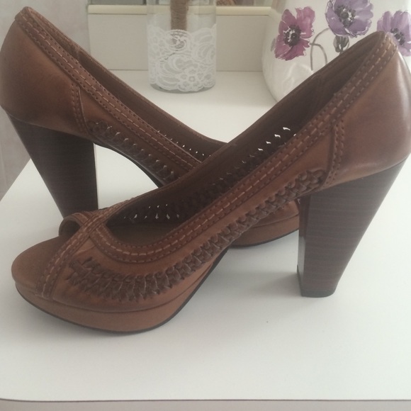 Brown Leather Heels