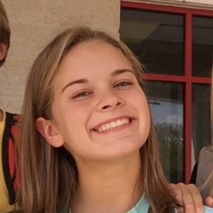 Meet your Posher, Brenna