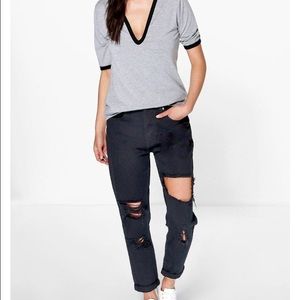 HIGH WAIST BLACK DISTRESSED MOM/BOYFRIEND JEAN