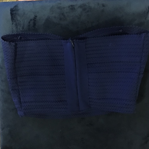 Tight bandage crop top - Picture 2 of 3