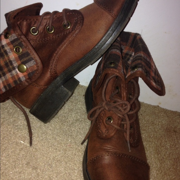 Arizona Plaid Combat Boot