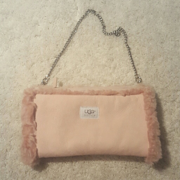 UGG Australia pink sheepskin shoulder bag - Picture 1 of 4