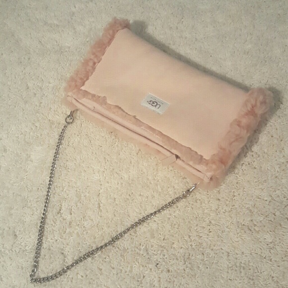 UGG Australia pink sheepskin shoulder bag - Picture 2 of 4