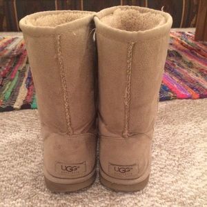 Uggs. Size 7. Tan.