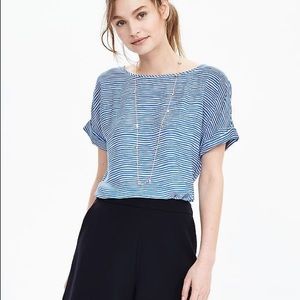 Short sleeve blue stripe top