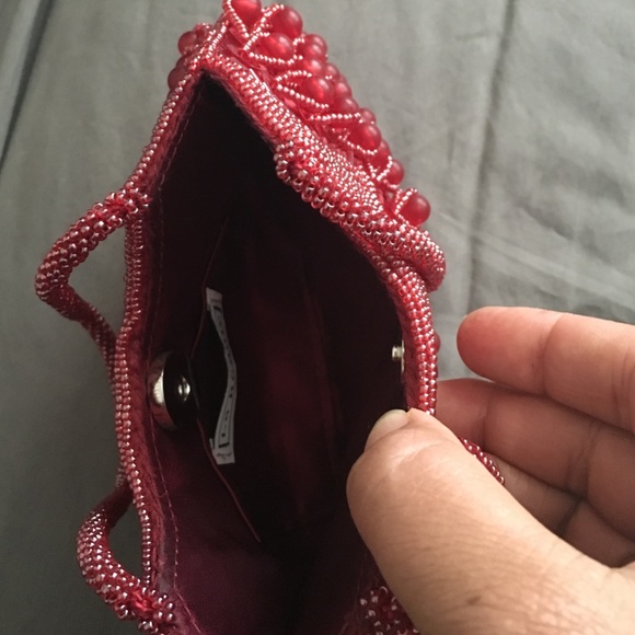 Pretty Little Evening Purse - Picture 3 of 3