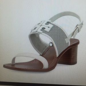 Brand New Tory Burch Lowell Sandals Ivory 7.5m.