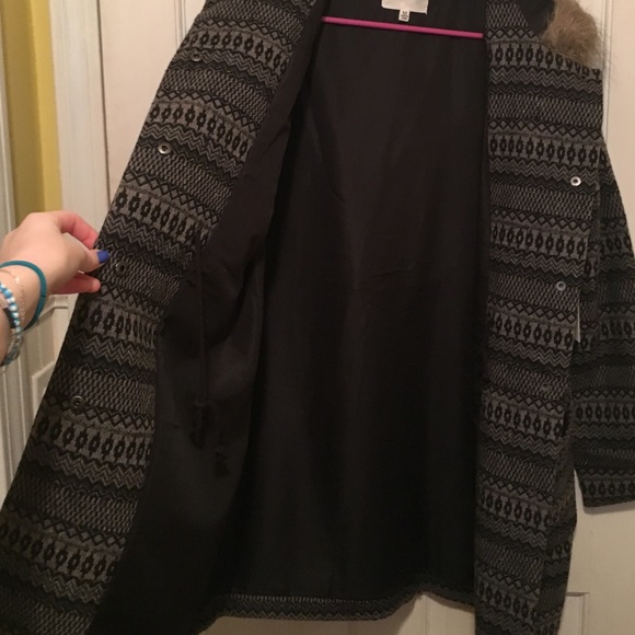 Winter jacket - Picture 4 of 4