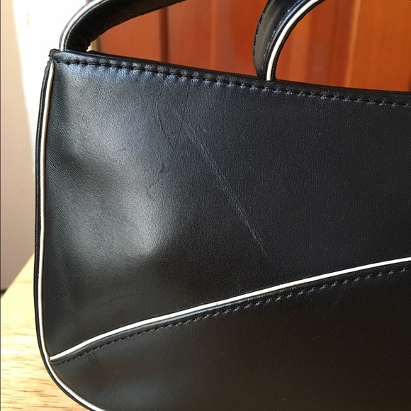 Kenneth Cole New York Leather Purse - Picture 3 of 4