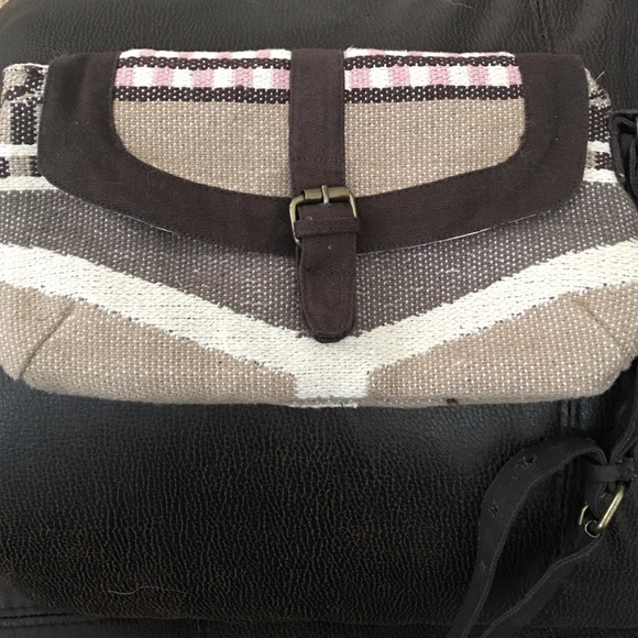 American Eagle Outfitters Festival Crossbody