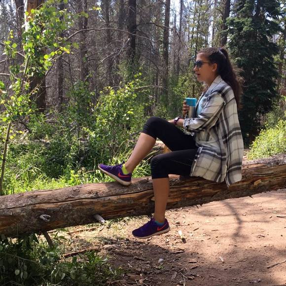 Meet your Posher, Hannah