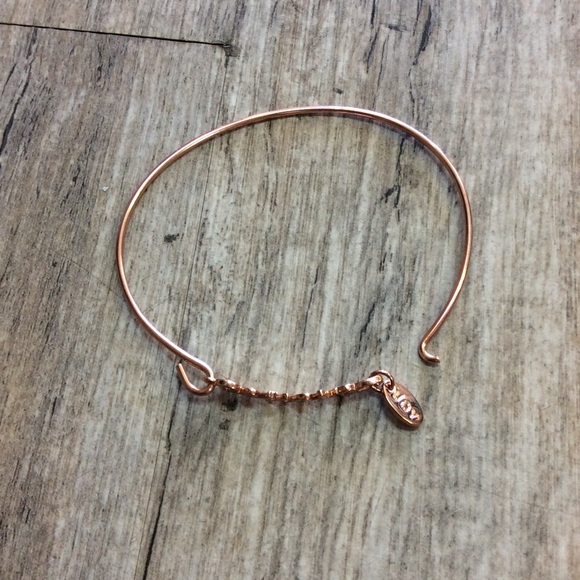 HWN011 🔥SALE - Picture 3 of 3