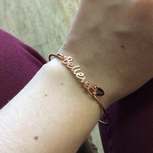 HWN011 🔥SALE - Picture 2 of 3